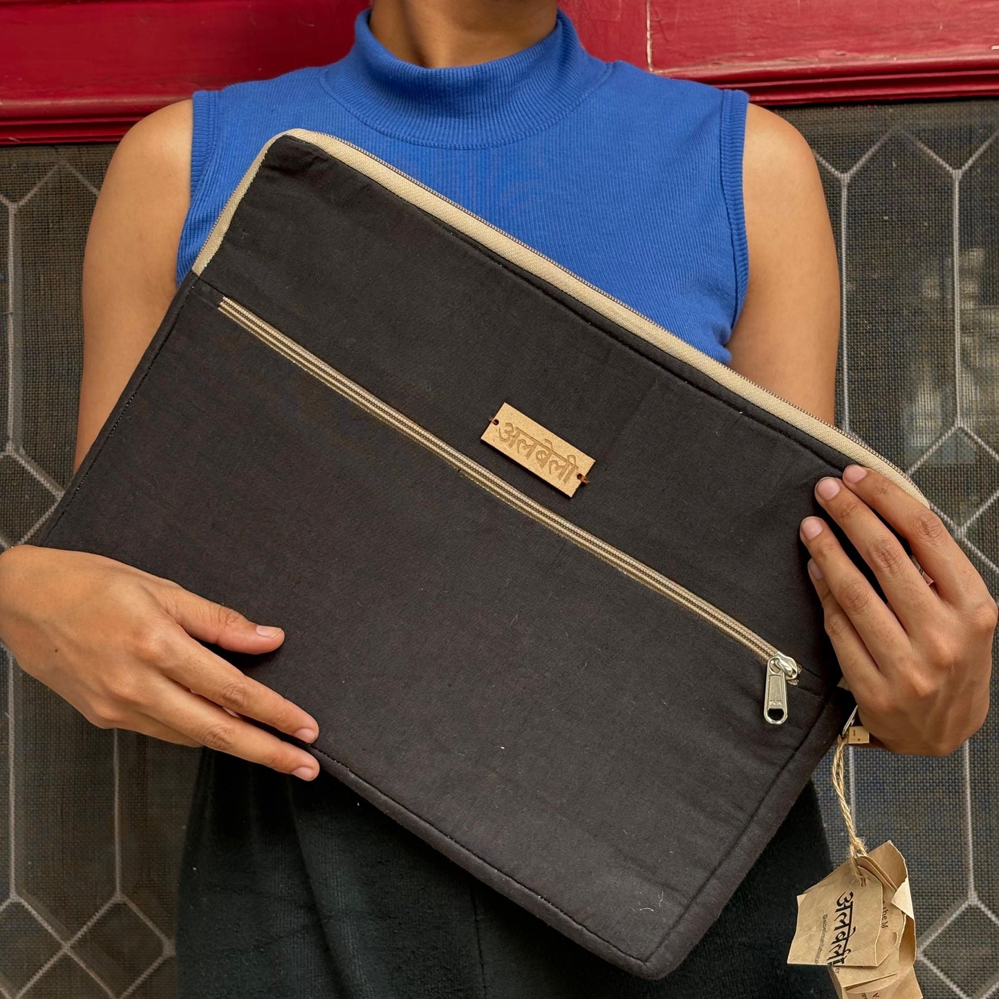 Linen Laptop Sleeve/Cover with Pocket - Sustainable Laptop Case